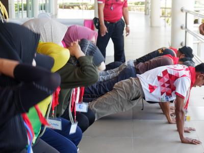 โครงการฝึกอบรมอาสาสมัครป้องกันภัยฝ่ายพลเรือน
