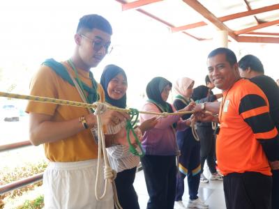 โครงการฝึกอบรมอาสาสมัครป้องกันภัยฝ่ายพลเรือน