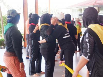โครงการฝึกอบรมอาสาสมัครป้องกันภัยฝ่ายพลเรือน