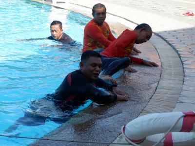 โครงการฝึกอบรมอาสาสมัครป้องกันภัยฝ่ายพลเรือน