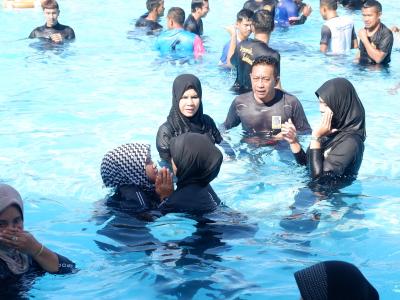 โครงการฝึกอบรมอาสาสมัครป้องกันภัยฝ่ายพลเรือน