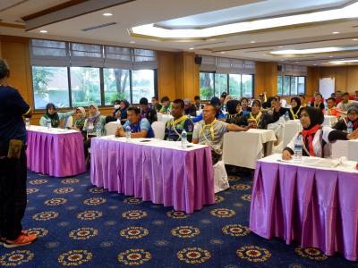 โครงการฝึกอบรมอาสาสมัครป้องกันภัยฝ่ายพลเรือน