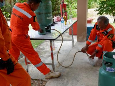 โครงการฝึกอบรมอาสาสมัครป้องกันภัยฝ่ายพลเรือน