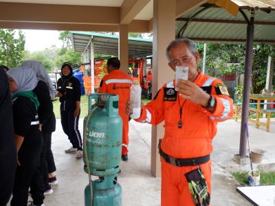 โครงการฝึกอบรมอาสาสมัครป้องกันภัยฝ่ายพลเรือน