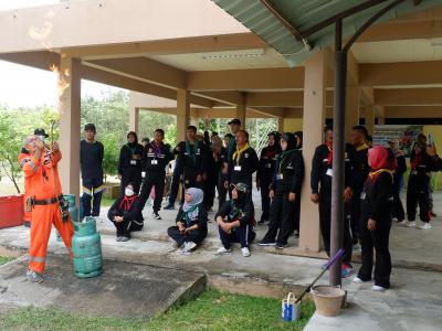 โครงการฝึกอบรมอาสาสมัครป้องกันภัยฝ่ายพลเรือน