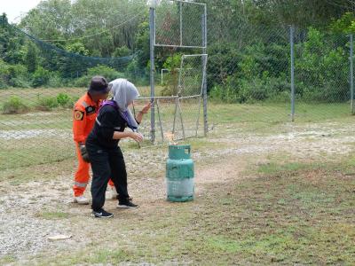 โครงการฝึกอบรมอาสาสมัครป้องกันภัยฝ่ายพลเรือน