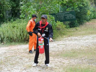 โครงการฝึกอบรมอาสาสมัครป้องกันภัยฝ่ายพลเรือน
