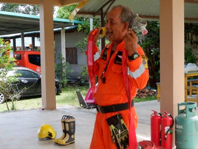 โครงการฝึกอบรมอาสาสมัครป้องกันภัยฝ่ายพลเรือน