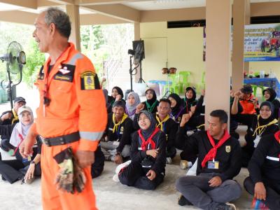 โครงการฝึกอบรมอาสาสมัครป้องกันภัยฝ่ายพลเรือน