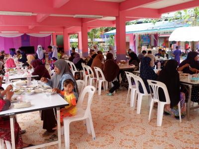 กิจกรรมงานเกษียยม ครูโรงเรียนบ้านกาแร