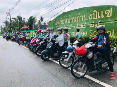 กิจกรรมขับขี่มอเตอร์ไซต์การรงณรงค์สวมหมวกนิรภัย 100 เปอร์เซ็นต์