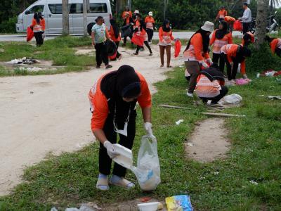 กิจกรรม kick off ล้างตลาดทั่่วไป ป้องกันโรค ต้อนรับปึีใหม่