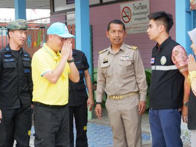 รองปลัดอบต.และเจ้าหน้าที่อบต.เข้ารวมกิจกรรมนาวิสัญจร