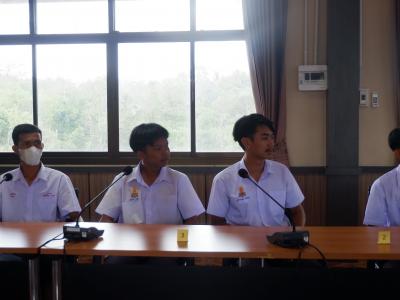 นายกพนิเทศนักเรียน นักศึกษา ทำงานช่างปิดเทอมของนักเรียน นักศึกษา