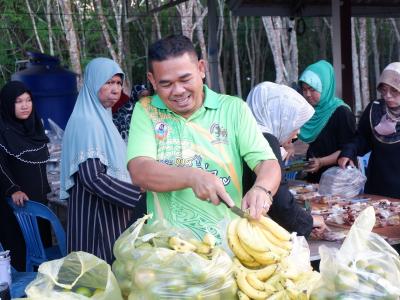 โครงการตำบลสานสัมพันธ์ร่วมละศิลอดและโครงการให้ความช่วยเหลือ