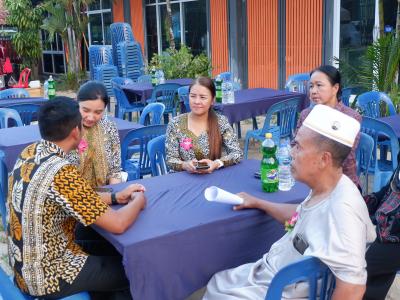 โครงการตำบลสานสัมพันธ์ร่วมละศิลอดและโครงการให้ความช่วยเหลือ