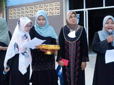 โครงการตำบลสานสัมพันธ์ร่วมละศิลอดและโครงการให้ความช่วยเหลือ