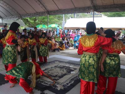 นายกเข้าร่วมเป็นเกียรติโครงการวัฒนธรรมประเพณีภูมิปัญญาท้องถิ่น