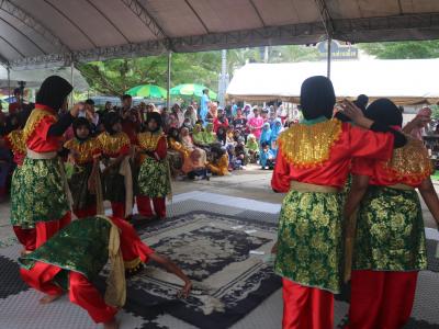 นายกเข้าร่วมเป็นเกียรติโครงการวัฒนธรรมประเพณีภูมิปัญญาท้องถิ่น