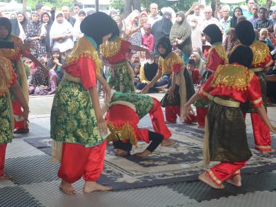 นายกเข้าร่วมเป็นเกียรติโครงการวัฒนธรรมประเพณีภูมิปัญญาท้องถิ่น