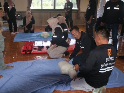 โครงการทบทวนการดำเนินงานและบริหารจัดการแพทย์ฉุกเฉิน