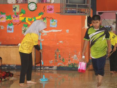 กิจกรรมจิตอาสาศูนย์อบรมก่อนเกณฑ์เด็กเล็กประจำมัสยิดดารุลวุซกอ