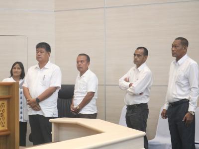 รองนายกอบต.ลุโบะบือซารับเกียรติบัตรของปปช.นราธิวาส
