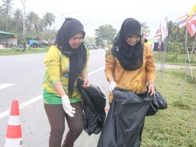 เจ้าหน้าที่พัฒนาบริเวณองค์การบริหารส่วนตำบลลุโบะบือซา
