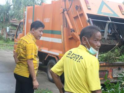 เจ้าหน้าที่พัฒนาบริเวณองค์การบริหารส่วนตำบลลุโบะบือซา