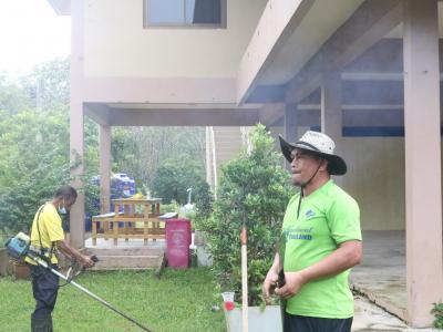 เจ้าหน้าที่พัฒนาบริเวณองค์การบริหารส่วนตำบลลุโบะบือซา