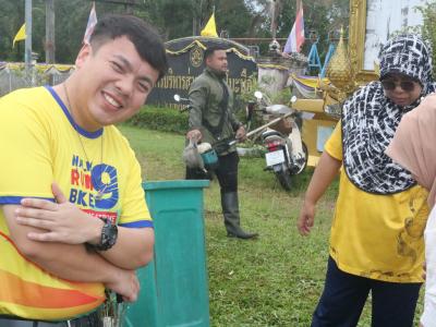 เจ้าหน้าที่พัฒนาบริเวณองค์การบริหารส่วนตำบลลุโบะบือซา