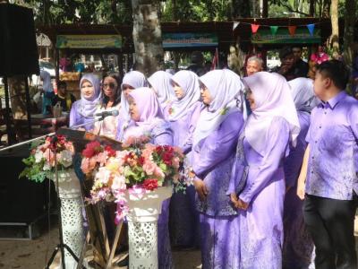 โครงการส่งเสริมกระตุ้นการศึกษาและพิธีมอบวุฒิบัตรบัณฑิตน้อย 2567