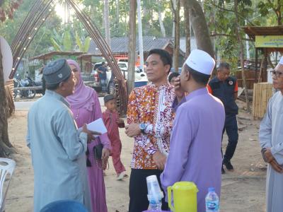 โครงการตำบลสัมพันธ์ร่วมละศิลอด และโครงการให้ความช่วยเหลือประชาชน