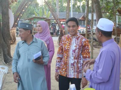 โครงการตำบลสัมพันธ์ร่วมละศิลอด และโครงการให้ความช่วยเหลือประชาชน