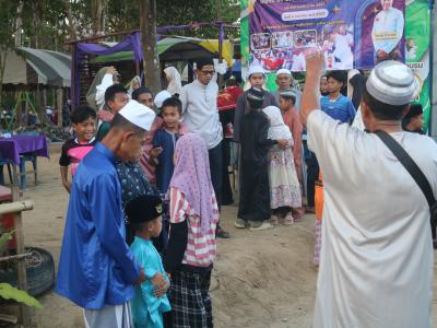 โครงการตำบลสัมพันธ์ร่วมละศิลอด และโครงการให้ความช่วยเหลือประชาชน