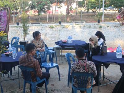 โครงการตำบลสัมพันธ์ร่วมละศิลอด และโครงการให้ความช่วยเหลือประชาชน