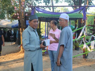 โครงการตำบลสัมพันธ์ร่วมละศิลอด และโครงการให้ความช่วยเหลือประชาชน