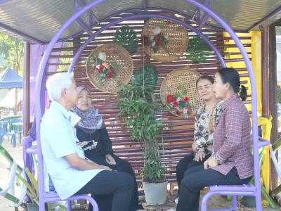 โครงการตำบลสัมพันธ์ร่วมละศิลอด และโครงการให้ความช่วยเหลือประชาชน