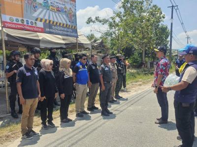ผู้ว่าราชการจังหวัดนราธิวาส ตรวจเยี่ยมจุดตรวจช่วงเทศกาลสงกรานต์