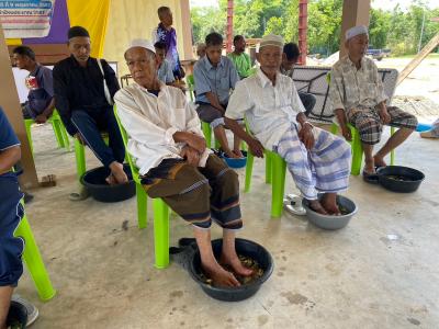โครงการพัฒนาภูมิปัญญาท้องถิ่นด้านสมุนไพรในผู้สูงอายุและผู้พิการ