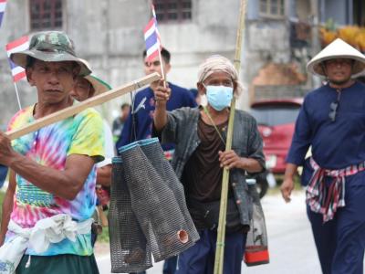 กิจกรรมเดินขบวนพาเหรดกีฬาชุมชนสัมพันธ์สำหรับเด็ก