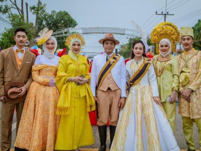 เดินขบวนงานของดีเมืองนรา ประจำปี 2567
