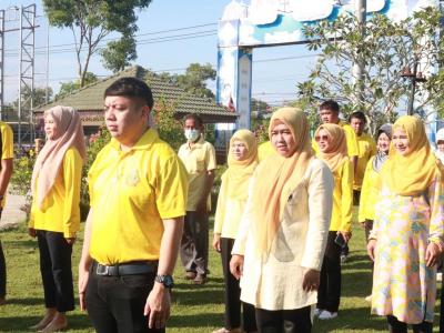 กิจกรรมเคารพธงติไทยเนื่องในวันพระราชทานธงชาติไทย 28 กันยายน
