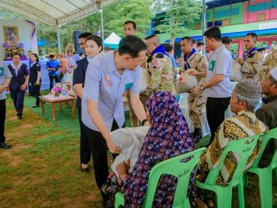 บำบัดทุกข์ บำรุงสุข สร้างรอยยิ้มให้ประชาชน