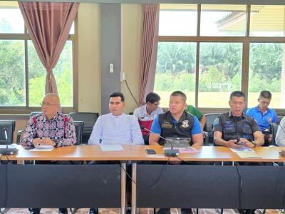 ประชุมสภาประชาธิปไตยตำบลลุโบะบือซา