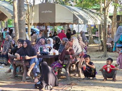 งานมินิคอนเสิร์ตประจำสัปดาห์ คลองบาตู