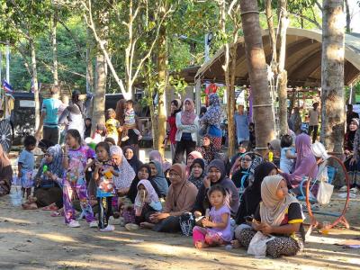 งานมินิคอนเสิร์ตประจำสัปดาห์ คลองบาตู