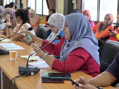 ประชุมปรึกษาหารือเพื่อเตรียมความพร้อมในการจัดงานการแข่งขันฟุตบอล
