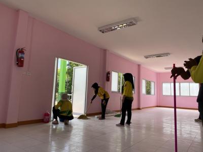 กิจกรรมจิตอาสาทำความสะอาดศูนย์เด็กแห่งใหม่