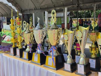 พิธีปิดกีฬา-กรีฑา กลุ่มโรงเรียนน้ำพุเสด็จ ครั้งที่3